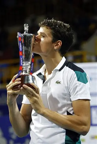 Raonic vence a Tipsarevic en la Final de Chennai