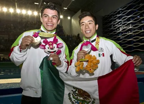 Castillo, Sánchez e Islas inician preparación