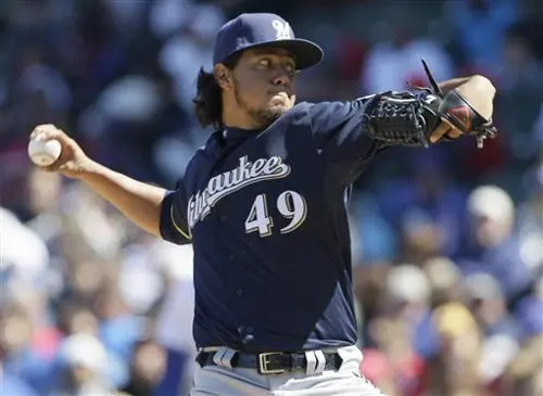 Gallardo obtiene primer victoria de la temporada