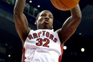 Sacramento vence como visitante 98-91 a Toronto