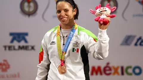 Luz Acosta defiende su lugar en JO