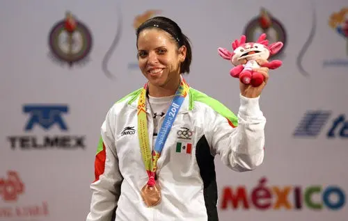 Luz Acosta defiende su lugar en JO
