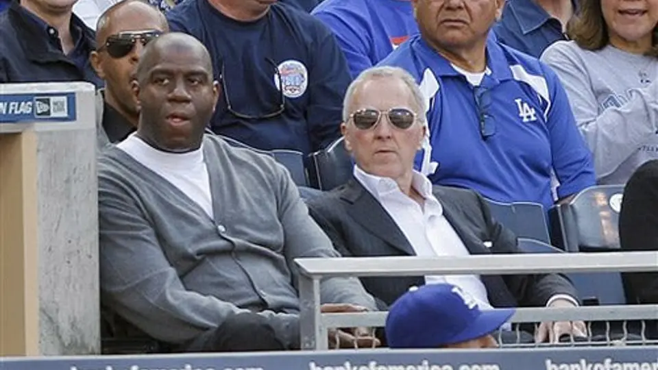 'Magic' Johnson, presente en el triunfo de los Dodgers sobre los Padres