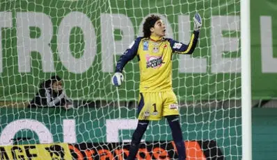 Con Ochoa como titular, el Ajaccio es eliminado de la Copa de Francia
