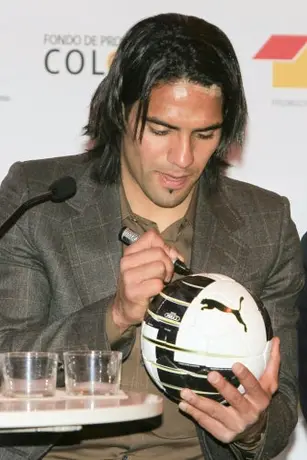 Falcao desea estar entre los mejores jugadores del mundo