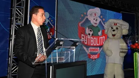 Se realizó el sorteo por el título de Futbolito Bimbo 2012