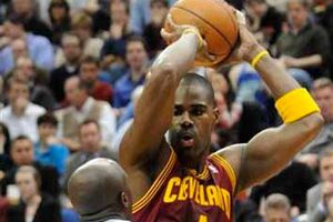 Jamison lideró el triunfo de Cleveland 98-87 sobre Timberwolves