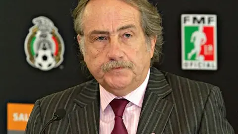 Decio de María descarta que pidieran la cabeza de Padilla