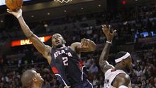 Atlanta vence 100-92 a Miami y le quita el invicto