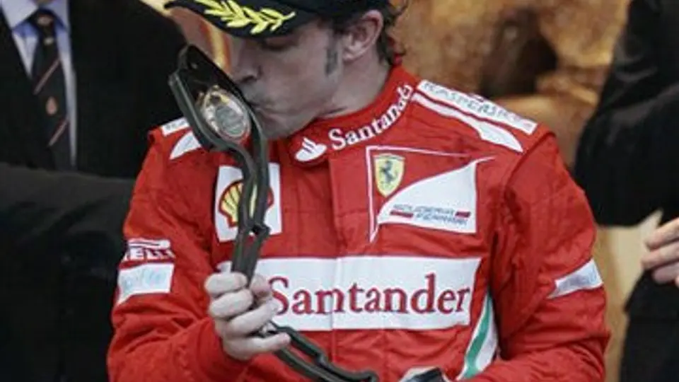 Fernando Alonso contento por el liderato en el Mundial de Pilotos
