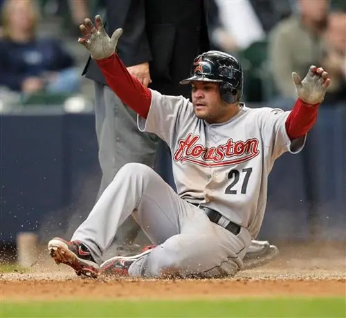Houston rompe mala racha tras imponerse a Cerveceros