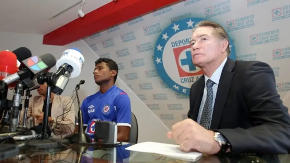 Quintano rechaza comparar a Maranhao con Droguett