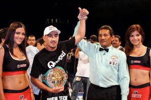 Zorrita Soto derrota a Lacerda y se perfila a cuarto título mundial