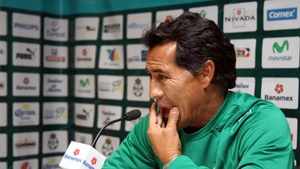 Galindo acepta que Santos sostiene pláticas con Juárez