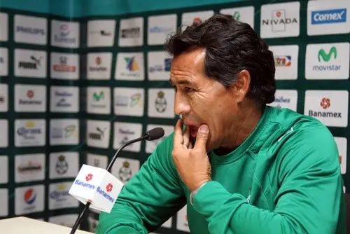 Galindo acepta que Santos sostiene pláticas con Juárez