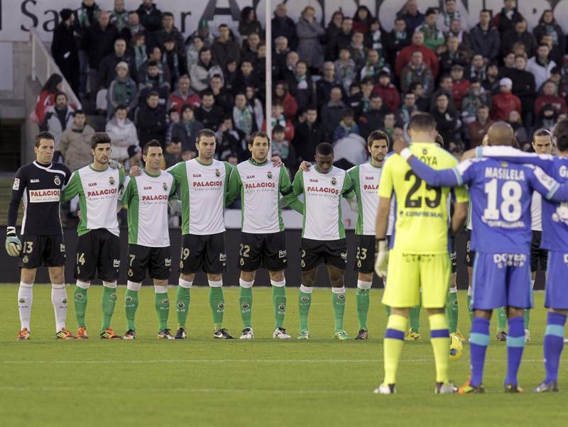 El Sardinero rindió homenaje a a Juan Carlos Pérez. FOTO: EFE