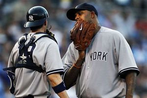 Jeter conecta jonrón en victoria de Yanquis