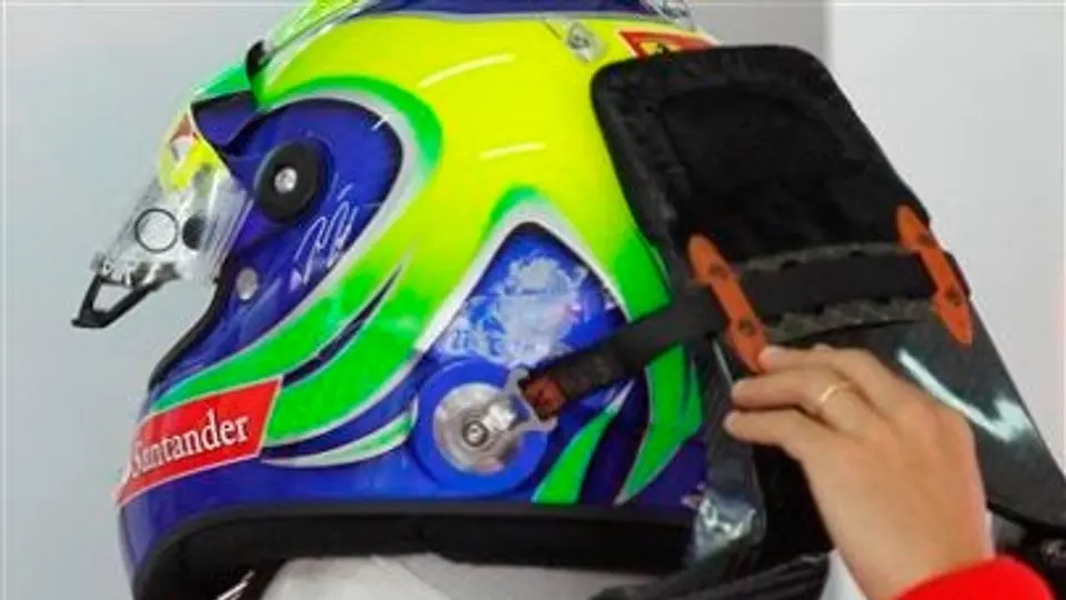 Barrichello considera que el problema de Massa es personal