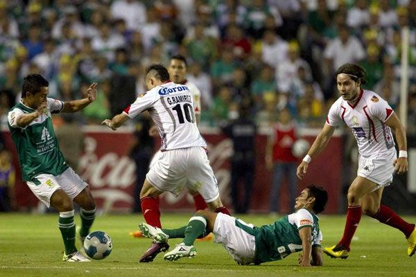 Lobos no dejó de luchar | MEXSPORT