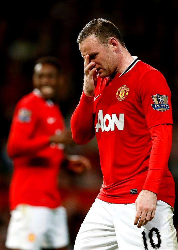 Rooney se lamenta ante oportunidad fallida.FOTO: EFE