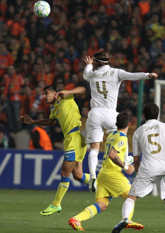 Los merengues tienen un pie en Semifinales. FOTO: EFE