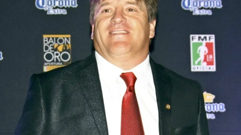 Miguel Herrera espió' a Tigres en el Nemesio Diez