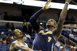 Ayón consigue dos puntos en triunfo de Hornets