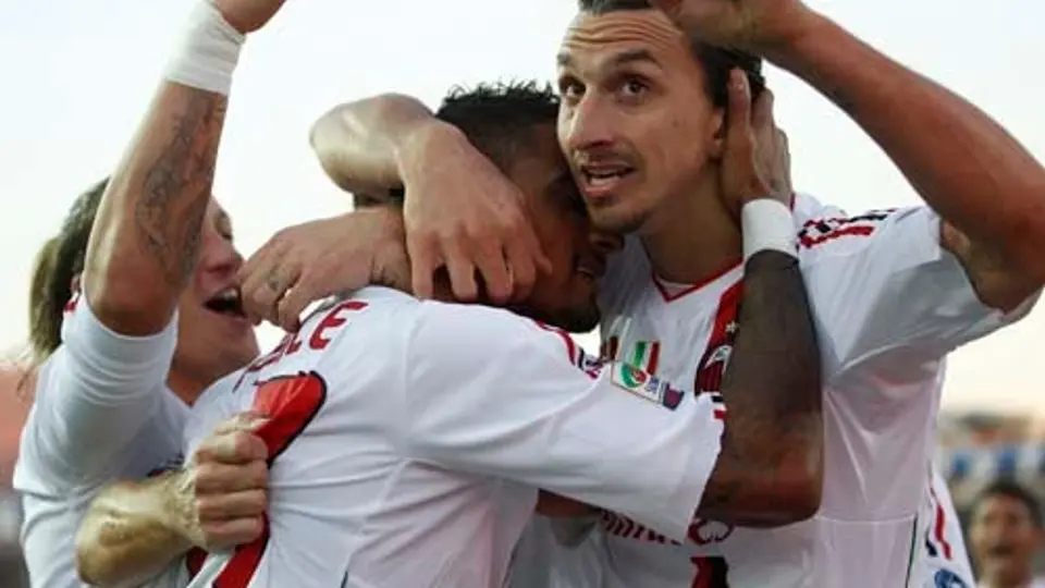 Milan y Juventus comparten la cima de la Serie A