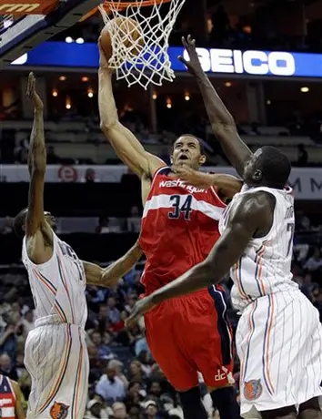Charlotte cayó 99-102 frente a Wizards sin Nájera en la cancha