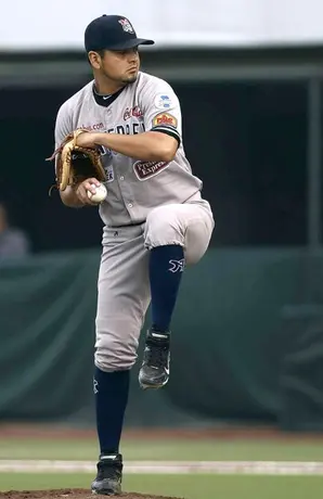 Se suma Delgadillo al entrenamiento de Sultanes