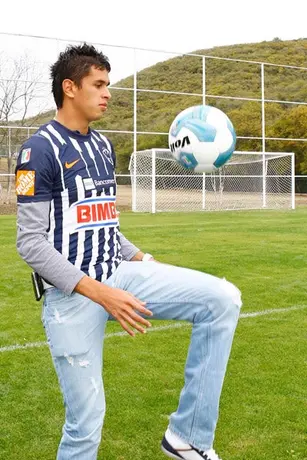 Othoniel Arce vive un sueño al jugar con Rayados
