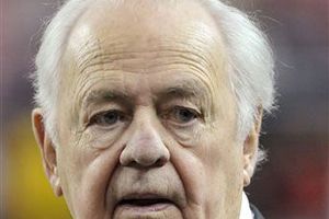 Venden a Hornets al dueño de Santos de la NFL