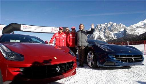 Condujeron el Ferrari FF. FOTO: AP