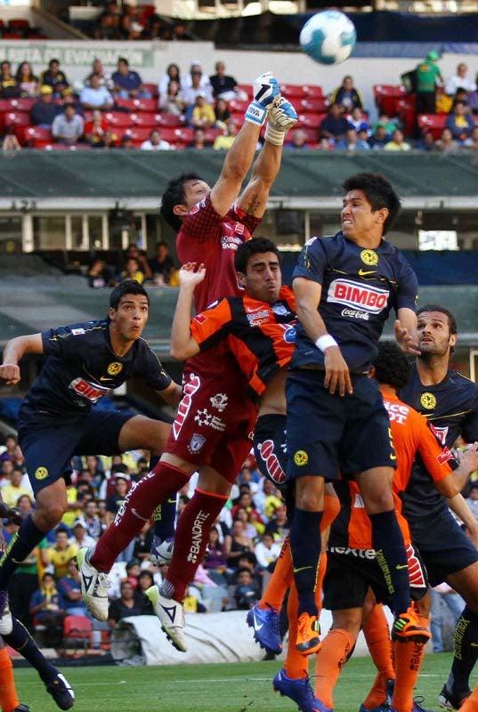 Las Águilas rompieron su mala racha como locales. FOTO: MEXSPORT