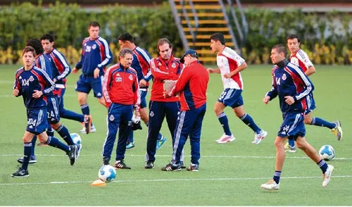 Chivas nunca ha inciado con tres derrotas en fila