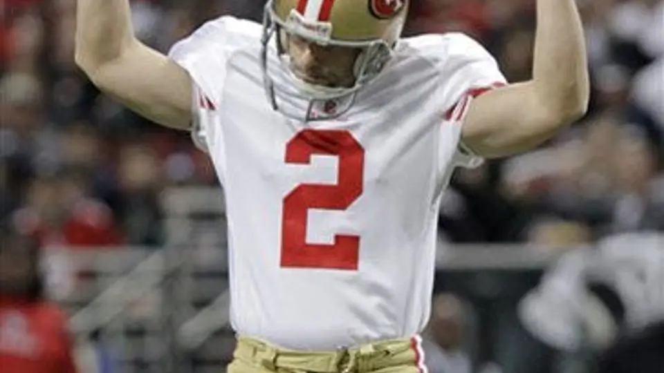 49ers aseguran segundo puesto en la NFC al vencer 34-27 a Carneros