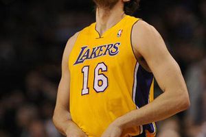 Deportistas y políticos españoles repudian a los guiñoles