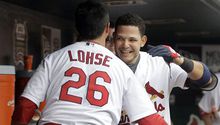Molina se va de 4-4 en la victoria de Cardenales
