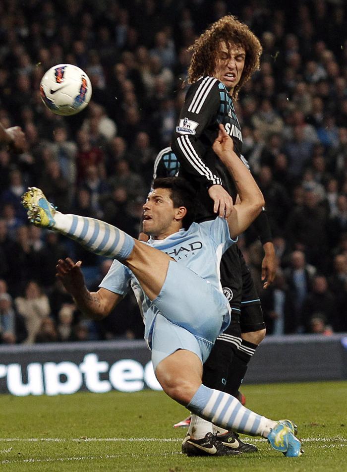 El City estaba abajo en el marcador a la entrada de Tévez. FOTO: EFE