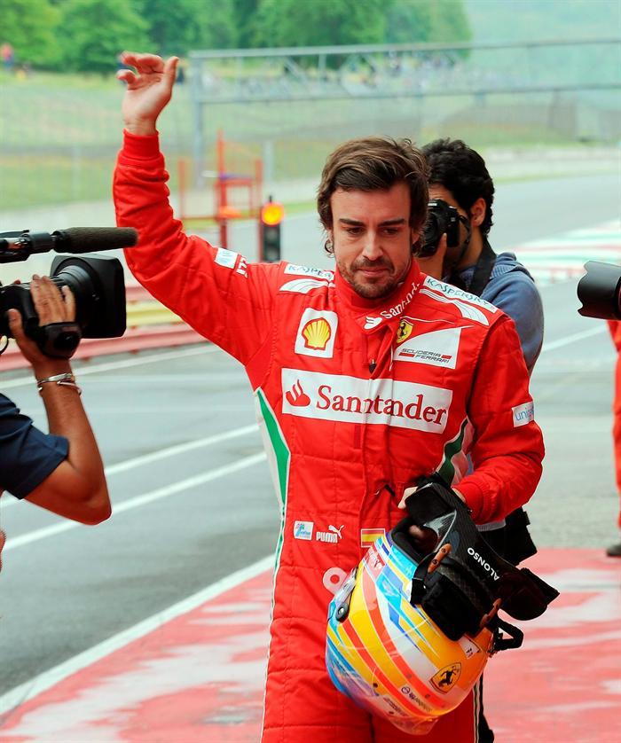 El piloto español de Ferrari marcó la vuelta más rápida en el primer día de entrenamiento | EFE
