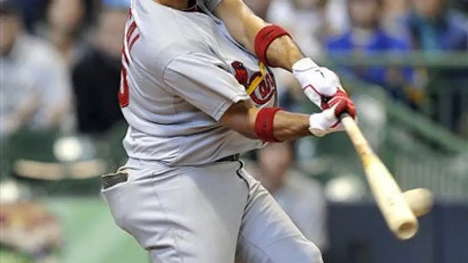 Cardenales se llevan serie ante Cerveceros