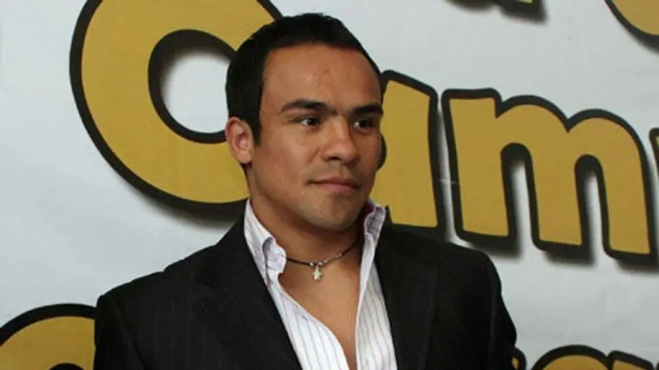 Márquez pelearía ante César Cuenca el 21 de abril