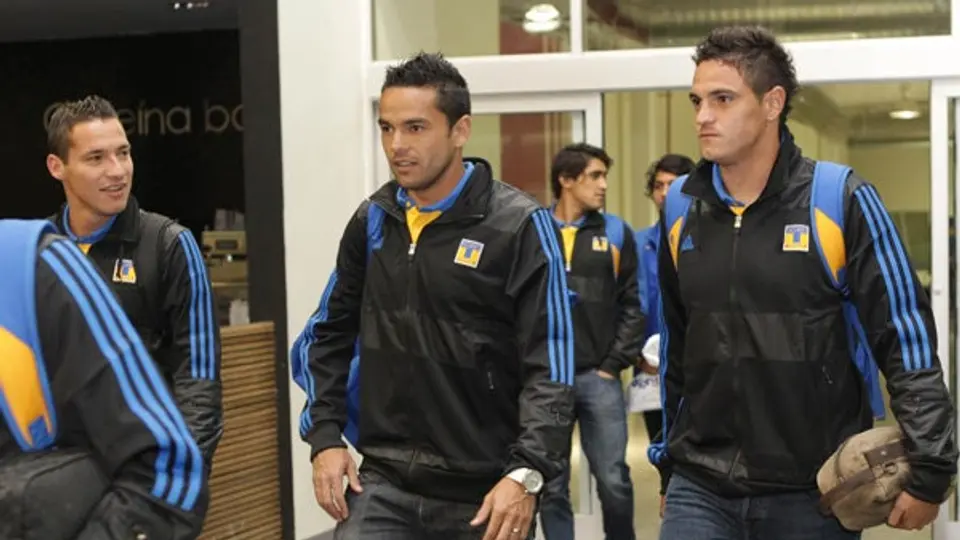 Tigres llega a Monterrey, pero sin Mancilla
