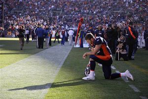 Broncos buscarían canjear a Tebow