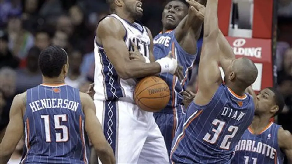 Nájera juega 17:30 minutos en derrota de Bobcats 87-97 ante Nets