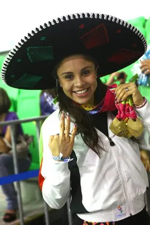Longoria sigue conquistando títulos