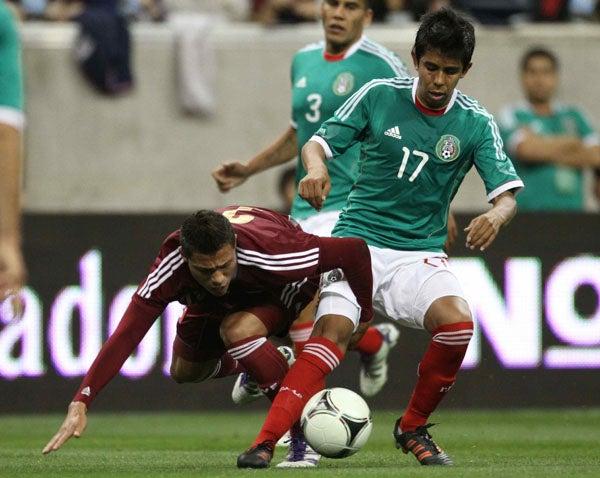Fue un duelo cerrado. FOTO: MEXSPORT