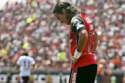 Xoloitzcuintles confirma salida de Dayro Moreno