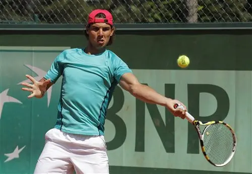 Nadal y Djokovic parten como favoritos en Roland Garros