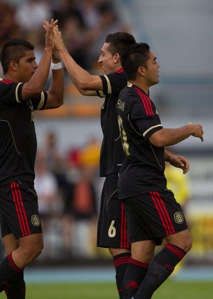 El Tri obtuvo la ventaja al minuto 7 con autogol de Feddal | MEXSPORT